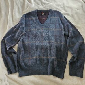 ​Vintage Robert Bruce Plaid V-Neck Sweater